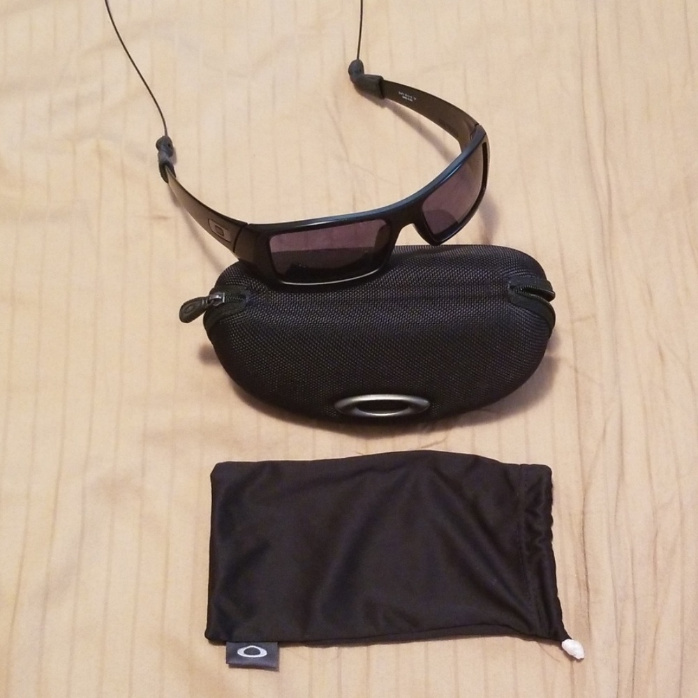 Oakley sunglasses with hard case